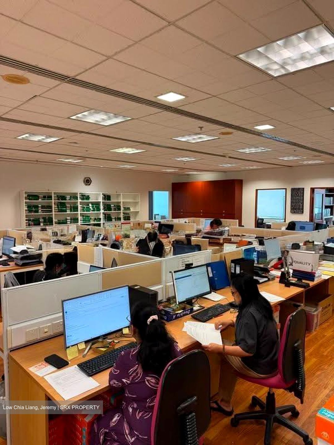 UE Square (D9), Office #609004781